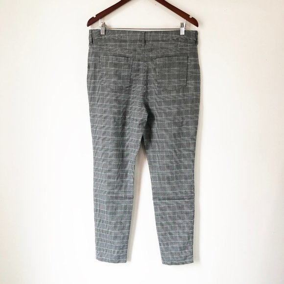 Ricki's Pants - Picture 2 of 9